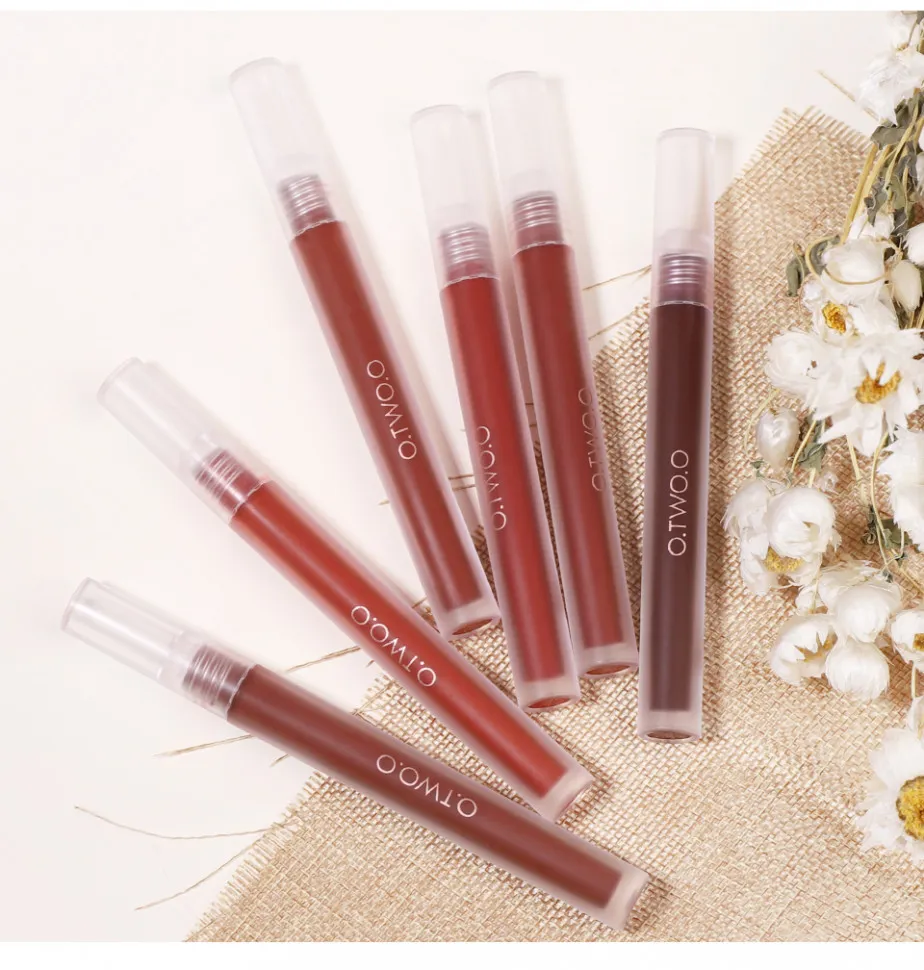 Матовая губная помада O.TWO.O арт. YJ002 #B03 3 ml.