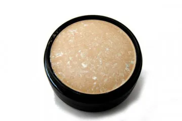 Пудра Chanel The fashionable glamour powdery cake baked 10g