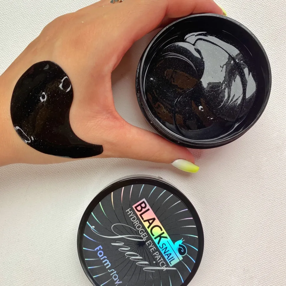 Гидрогелевые патчи Farmstay Black Snail hydrogel eye patch с муцином чёрной улитки,60 шт